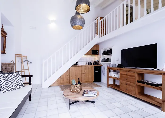 別荘 Mea Casa Chalki Town