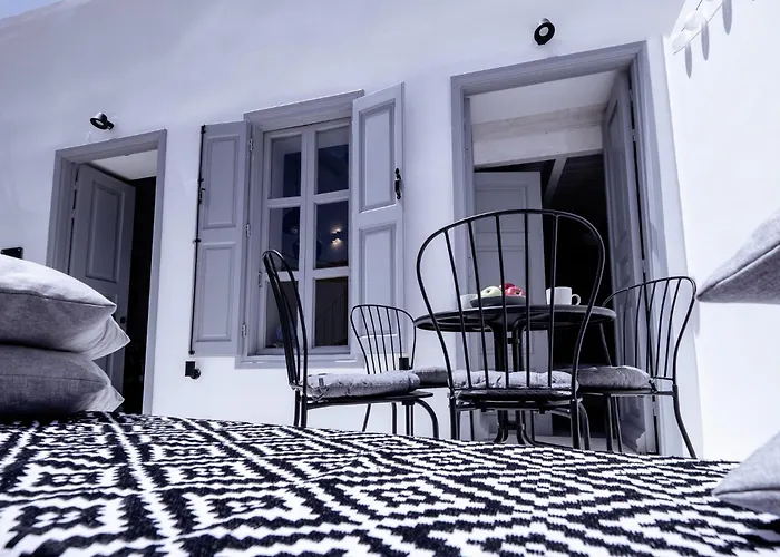 Mea Casa Chalki Town